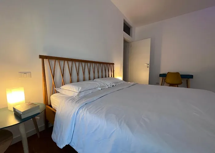 Family Apartment Close To Fondazione Prada